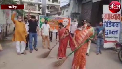 प्रधानमंत्री के 70वां जन्मदिन को 70 जगह साफाई अभियान चलाकर मनाया