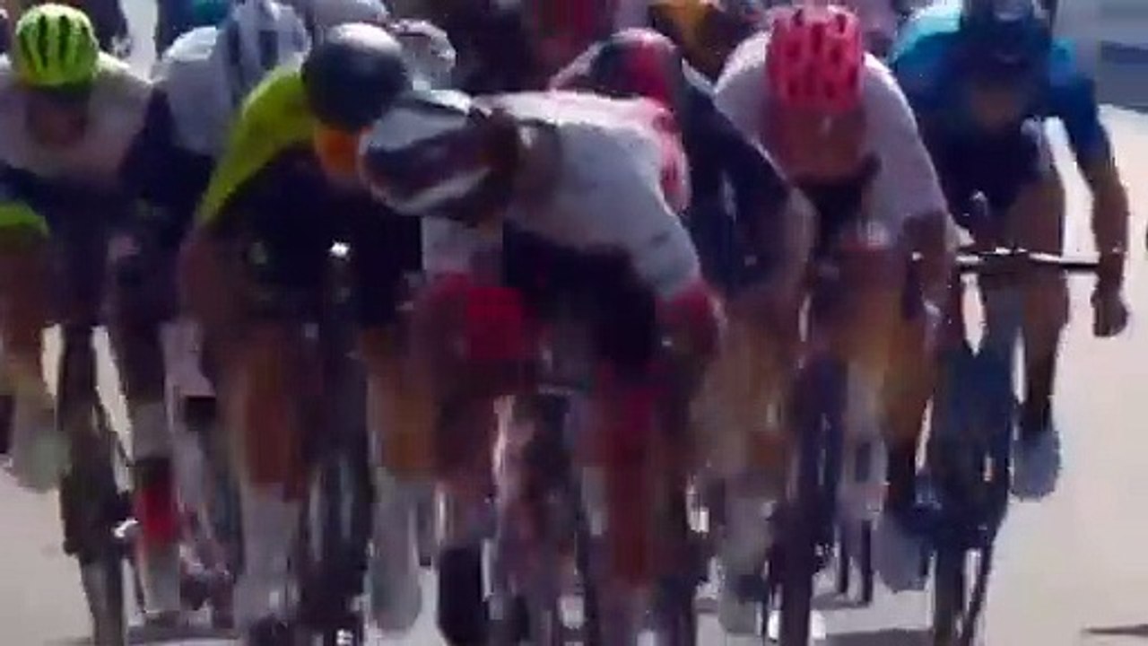 Ciclismo - Giro della Toscana 2020 - Vittoria per Fernando Gaviria