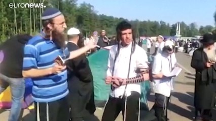 شاهد: أوكرانيا تمنع دخول أكثر من ألفي حاج يهودي  إلى أراضيها بسبب وباء كوفيد-19