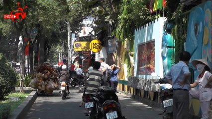 Pasteur - con đường bị lấn chiếm lòng lề đường vô tư ở tp Hồ Chí Minh.