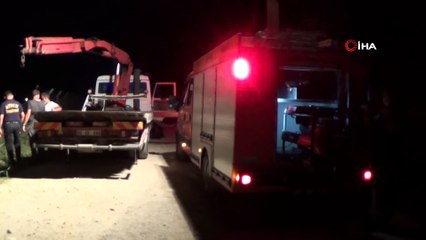 Aydın'da kamyonet kanala uçtu; 1 ağır 2 yaralı