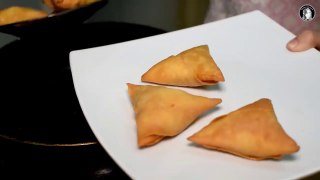 How to fold Samosa perfectly - Homemade Samosa Patti Recipe - Kitchen With Amna