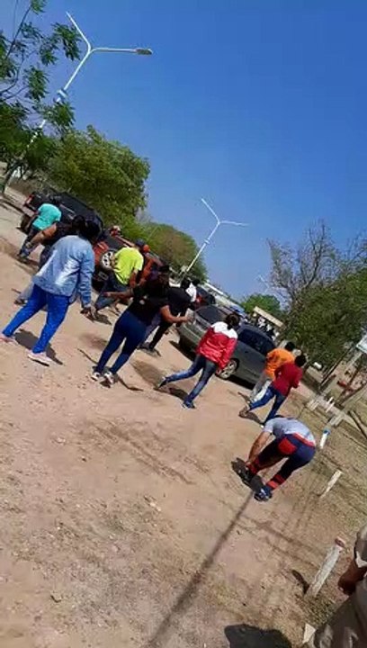 Disturbios afuera de la Municipalidad de Villa Río Bermejito
