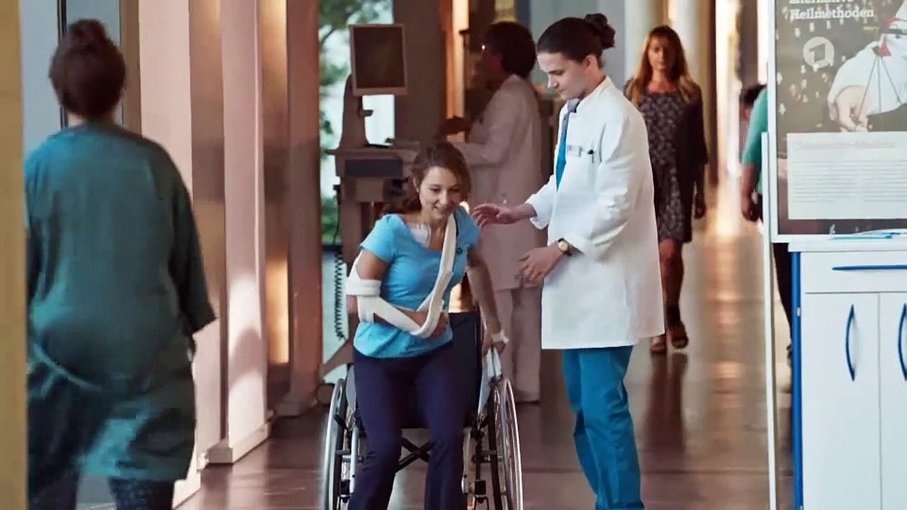 Schwindel (163) - In aller Freundschaft - Die jungen Ärzte