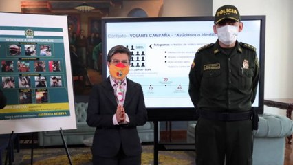 Download Video: Publican el cartel de los primeros vándalos que atentaron contra varios CAI en Bogotá