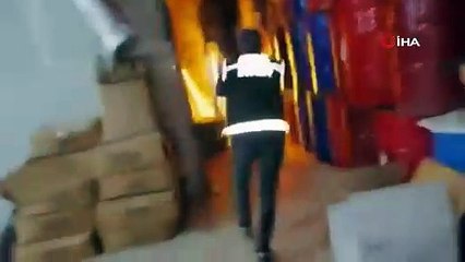 Bursa\'da dev operasyon! Fabrikayı uyuşturucu serasına dönüştürmüşler