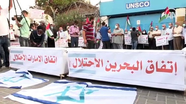 İsrail'in BAE ve Bahreyn'le imzaladığı normalleşme anlaşması Gazze'de protesto edildi