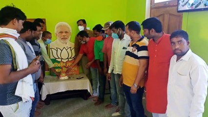 मैनपुरी: धूमधाम से मनाया गया देश के प्रधानमंत्री का जन्मदिन