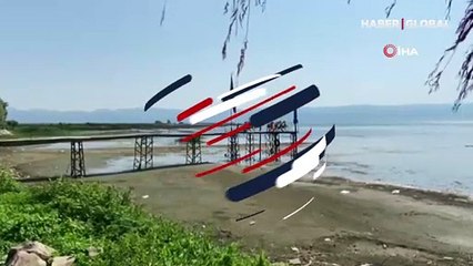 İznik Gölü'nde korkutan çekilme...İskele var su yok!