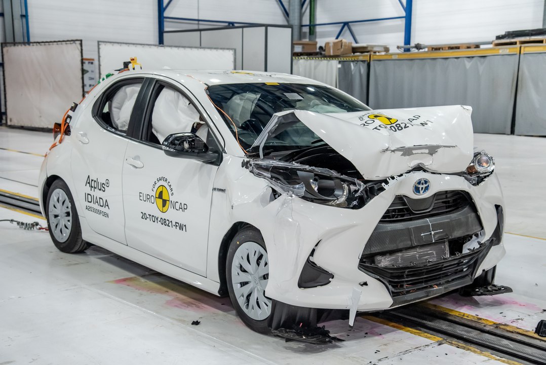 Crash-test Euro NCAP : 5 étoiles pour la Toyota...