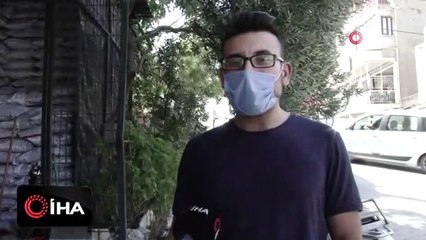 Tekerlekli sandalyeyle yokuş aşağı giden yaşlı adamı bir genç kurtardı