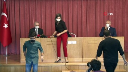Hacettepe Üniversitesi Rektörü:'Toplamda Türkiye'de 13 bin kişiyi hedefliyoruz'