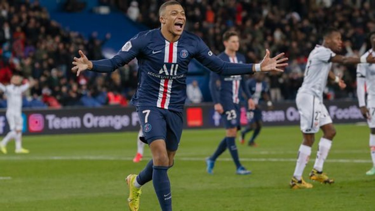 Mbappé is going to leave with PSG next year allegedly