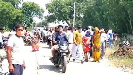 प्रशासन की लापरवाही से महिला की हुई मौत