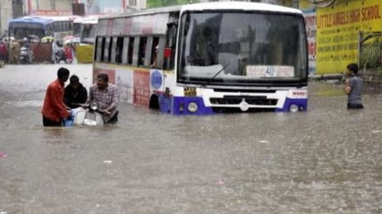 Heavy rain lashes Hyderabad, roads, streets turn into rivers; After Sara, another actress on NCB's radar; more