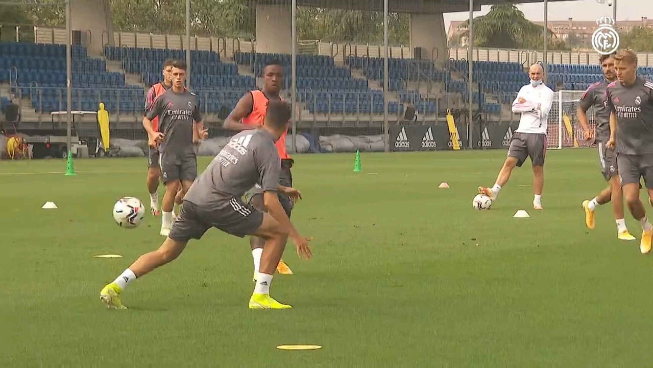 Odegaard y Jovic se entrenan con normalidad y apuntan al Real Sociedad - Real Madrid