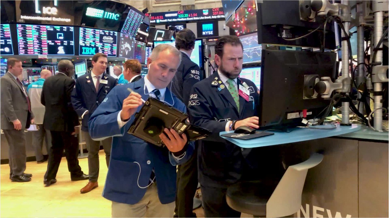 Dow Drops 320 Points