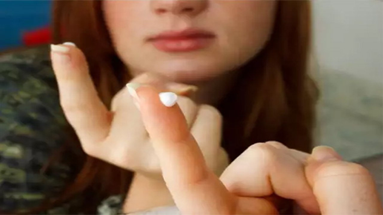 Skin Care: जानें कितनी मात्रा में आपको यूज करना चाहिए फेस क्रीम और फेस वॉश | Boldsky