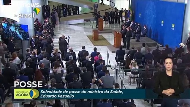 Eduardo Pazuello toma posse como ministro da Saúde