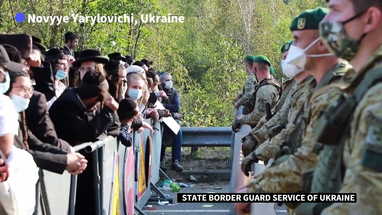 Hasidic pilgrims at Ukraine border refuse to return despite Israel plea