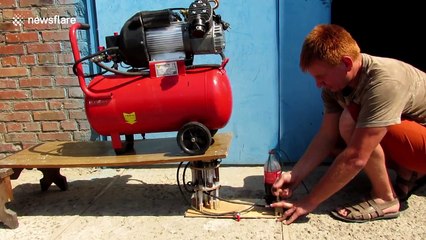 Hydraulic jack put to the ultimate endurance test