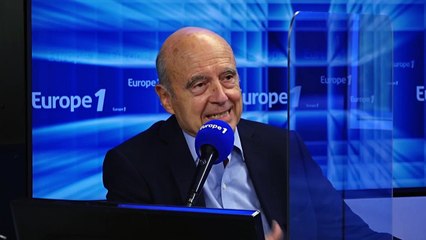 Alain Juppé raconte sa "longue et singulière amitié" avec Jacques Chirac