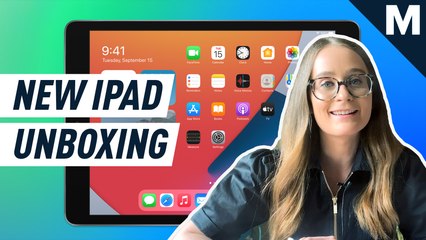 Unboxing the new Apple eighth-generation iPad
