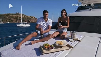 The Bachelor: Το πρώτο ραντεβού του Παναγιώτη-Την τάιζε στο στόμα (Pics-Vid)