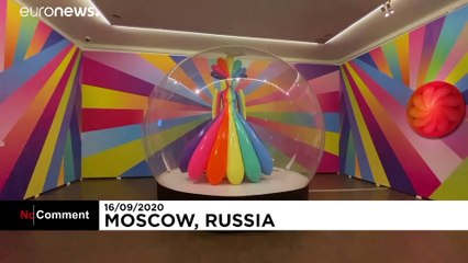 Russian artist fills Moscow museum with colourful latex sculptures