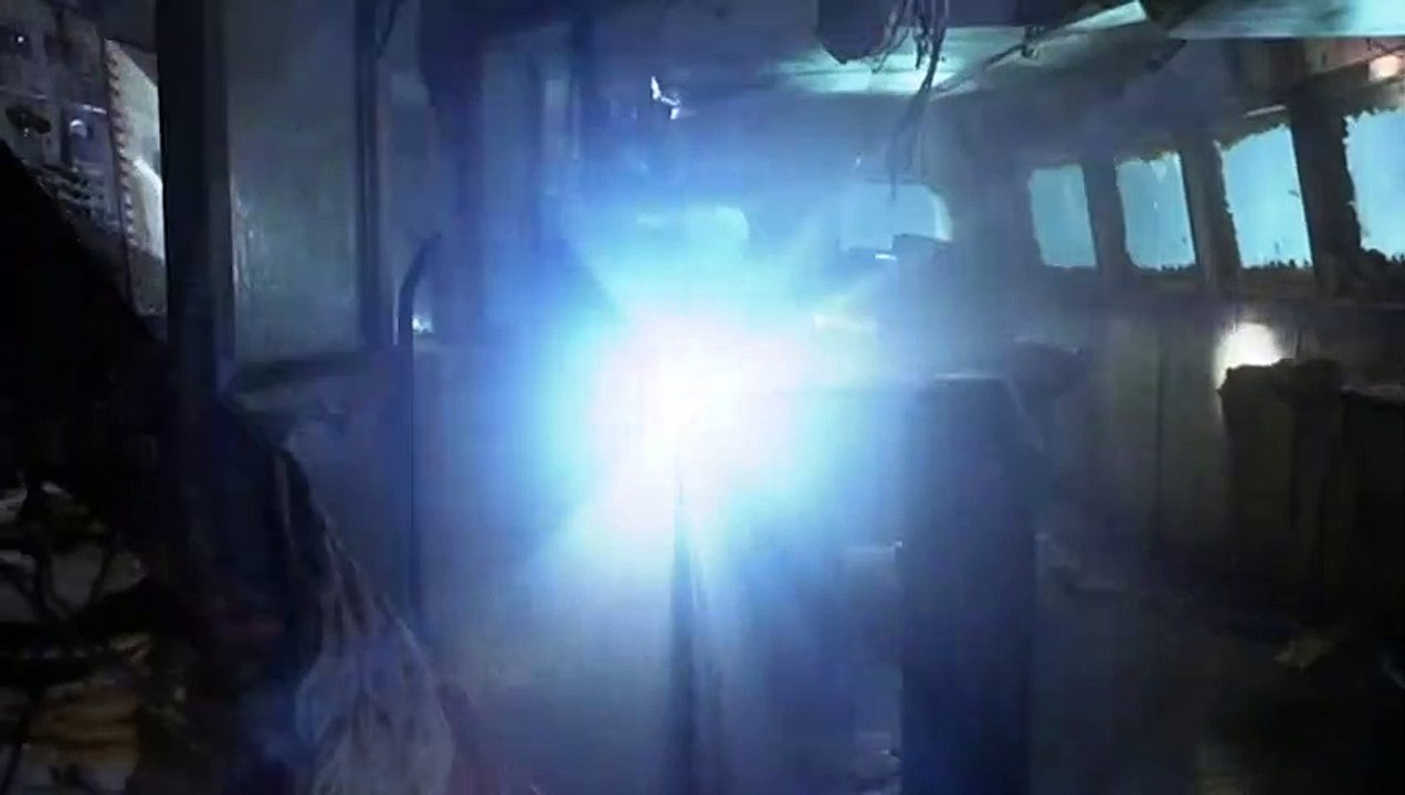 Ghost Ship Movie (2002) - Gabriel Byrne, Julianna Margulies, Ron Eldard