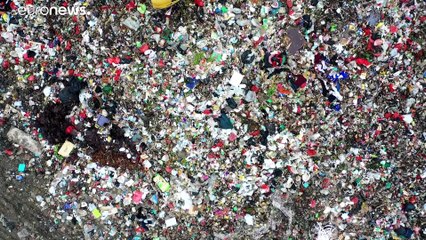 Ein Plastikhaufen, schwer wie 30 Empire-State-Buildings