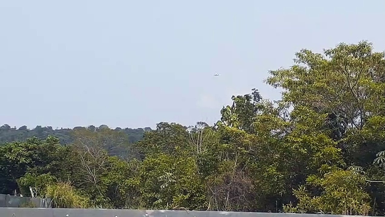 [SBEG Spotting]Boeing 737-400 PR-AJZ pousa em Manaus vindo de Campinas(17/09/2020)