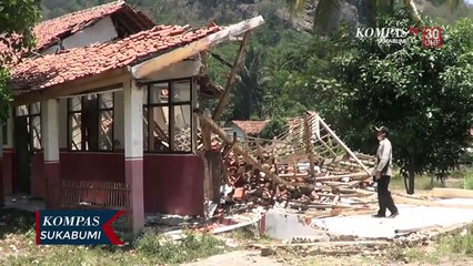Diterjang Angin Kencang, Satu Bangunan Sd Ambruk