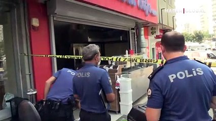 'Mayonez ister misiniz?' diye sordu, 10 kişiyle kafeyi bastı! Ortalık savaş alanına döndü