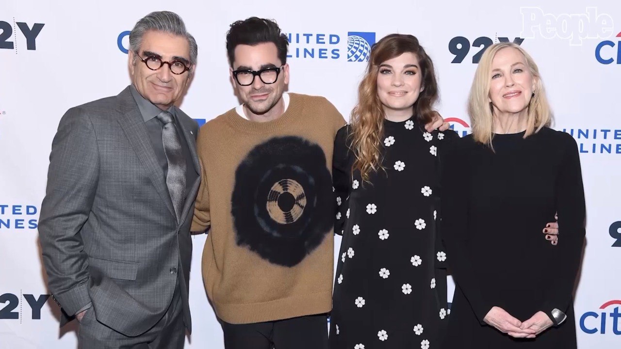 Eugene Levy Shouts Out Daniel Levy in Emmys Spe...