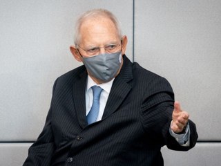 Schäuble ermahnt Abgeordnete: "Maskenpflicht gilt für alle und jeden!"
