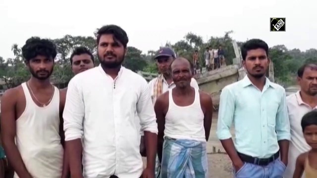 Bridge in India collapses days before its inauguration due to heavy rain and rising water levels