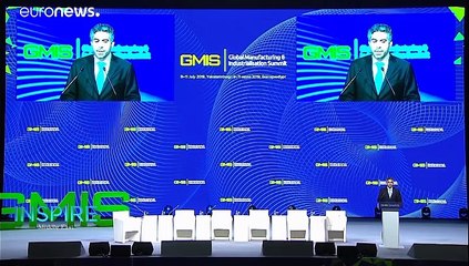 Aux Émirats et en Tunisie, l'industrie manufacturière tente de s'adapter à la pandémie