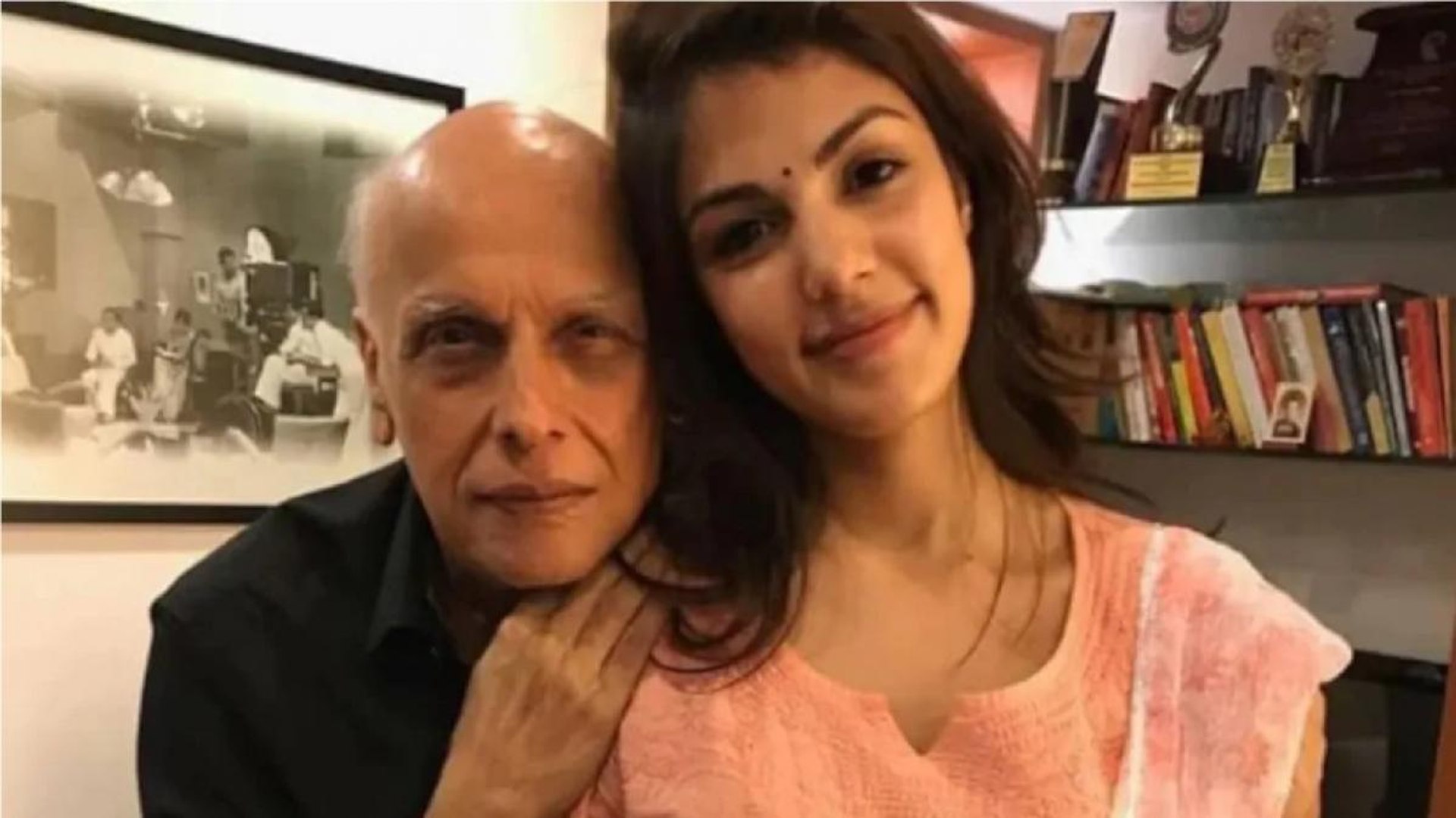 Exclusive video of Mahesh Bhatt-Rhea Chakraborty