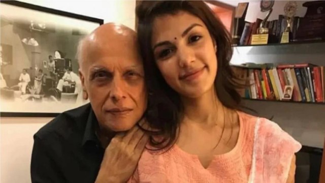 Exclusive video of Mahesh Bhatt-Rhea Chakraborty