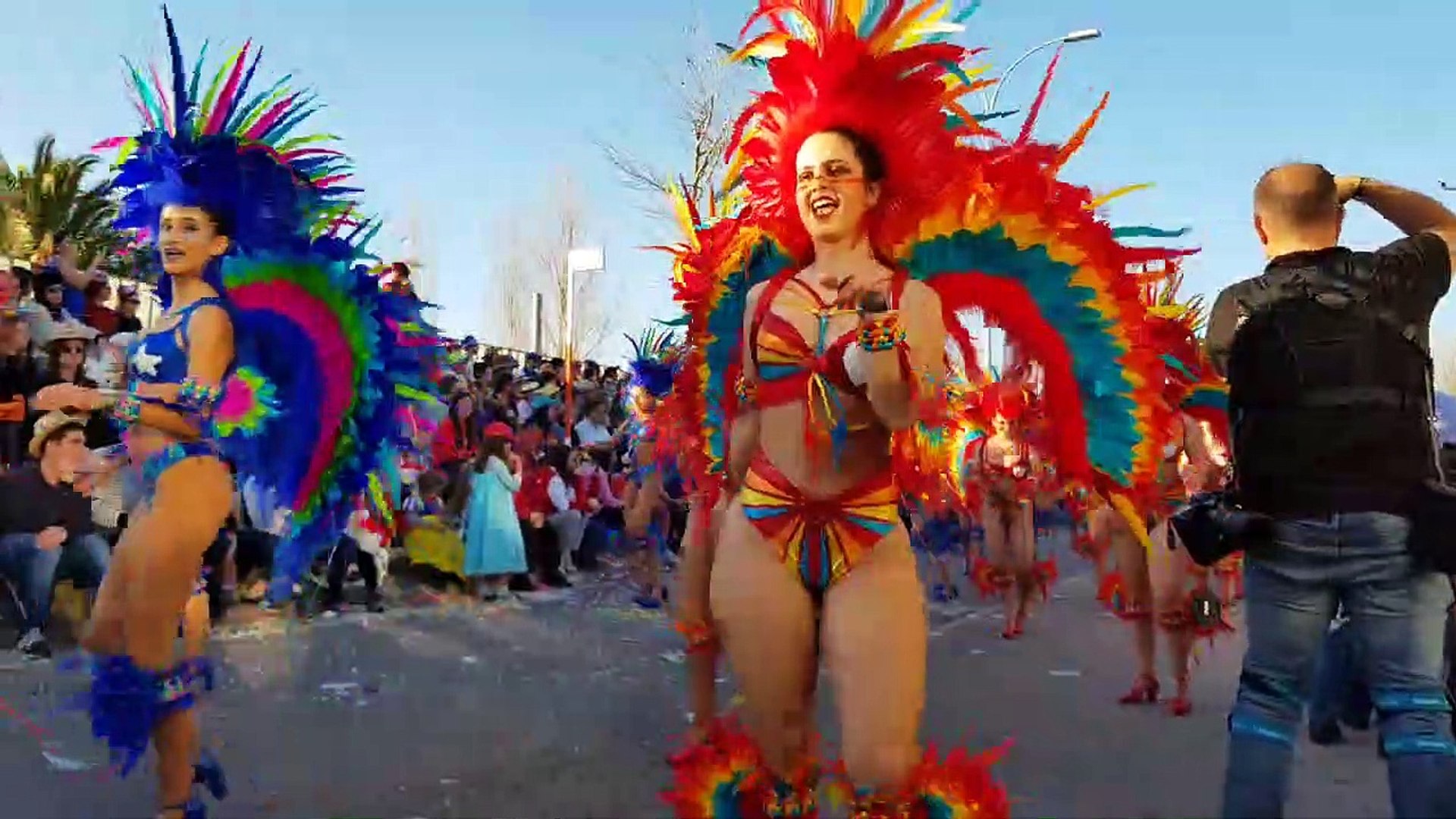 COSTA DE PRATA pt3 (domingo)@desfile escolas de samba - Carnaval de Ovar  2020 - Vídeo Dailymotion