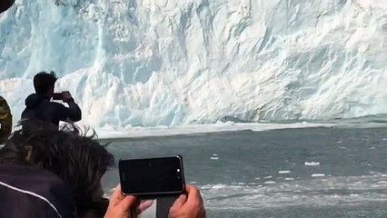 Massive Glacier Chunk Falling into Gulf