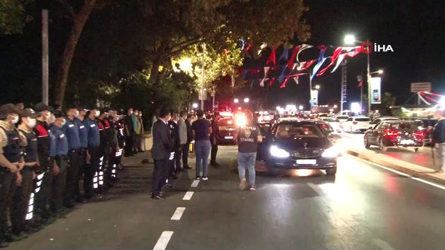 İstanbul İl Emniyet Müdürü Aktaş Üsküdar sahilde asayiş uygulamasına katıldı