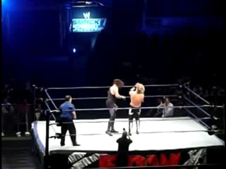 WWE Arena Santiago 2008 "Lucha Edge vs Undertaker"