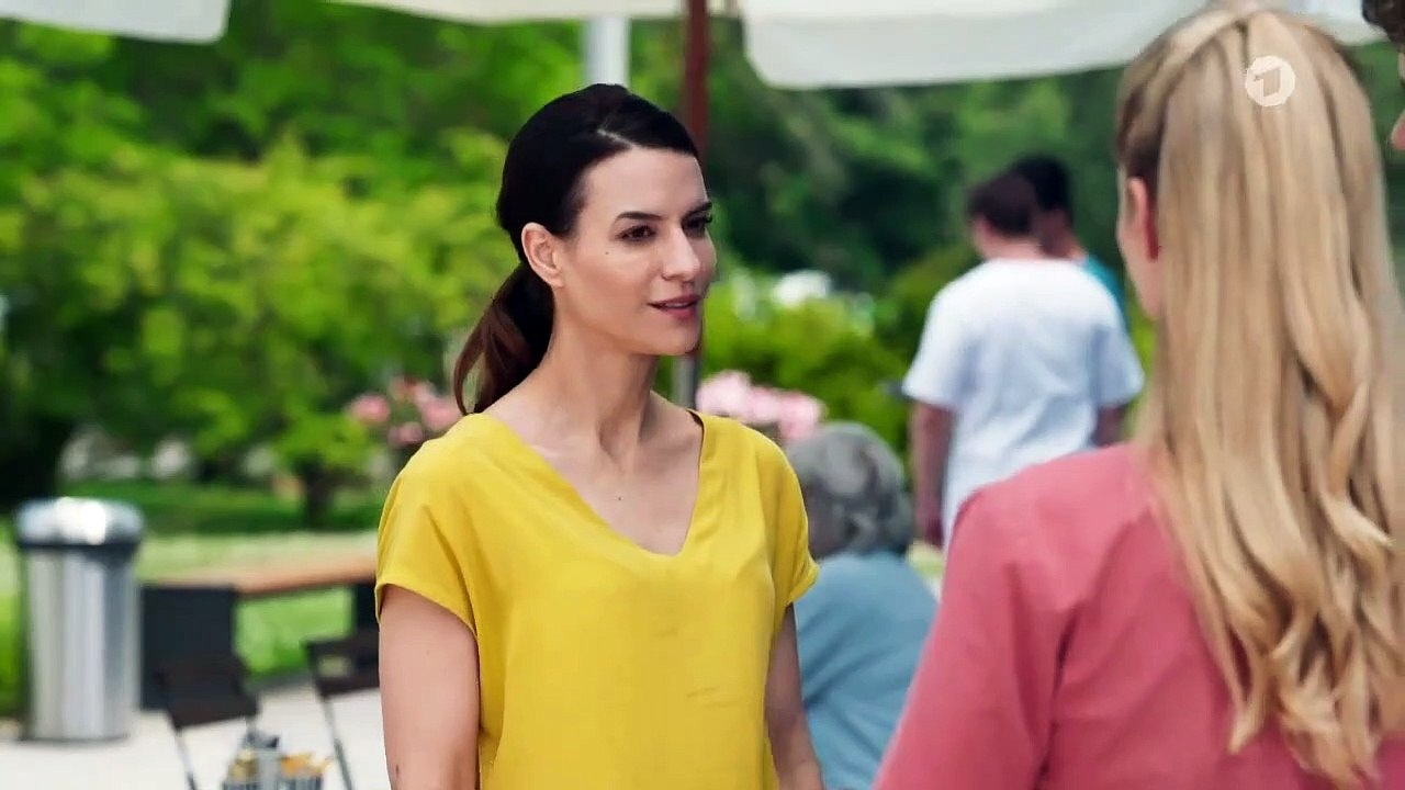 Doppelter Schwindel (159) - In aller Freundschaft - Die jungen Ärzte