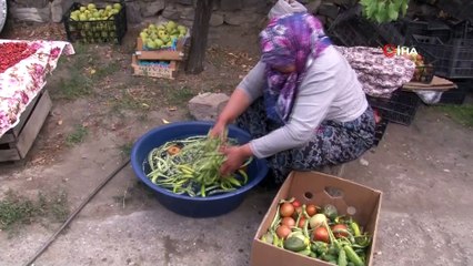 Bayburt’ta kadınların turşu mesaisi başladı