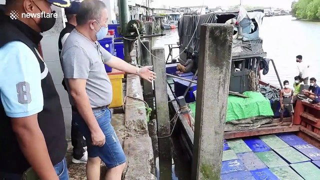 Thai police check boats from neighbouring Myanmar amid Covid-19 spike