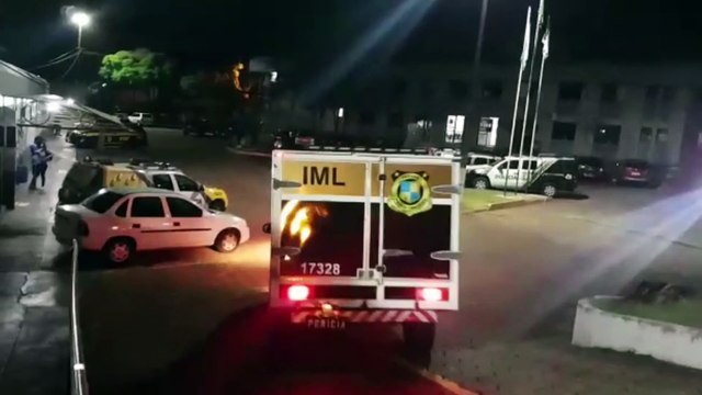 Corpos de vítimas carbonizadas em acidente na BR-277 são encaminhados ao IML