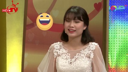 Thanh niên mang nải chuối xanh đi tán gái và cái kết