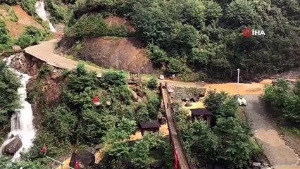 O şelale şiddetli yağmurlar sonrası yine taştı